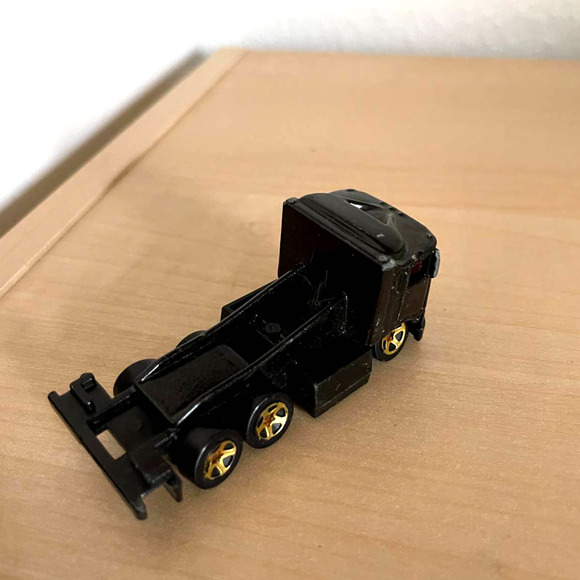 Hot Wheels Semi Cab Truck 1991 Black Vintage Big Rig Mattel 1:64 Diecast Used - Picture 11 of 12